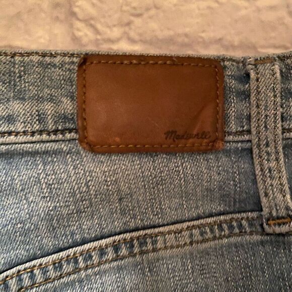 Madewell women 26 cotton blend ripped classic straight blue jeans - Picture 9 of 12